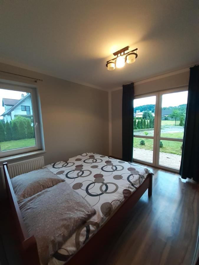 Dom W Okolicach Czchowa Wytrzyszczka Bagian luar foto